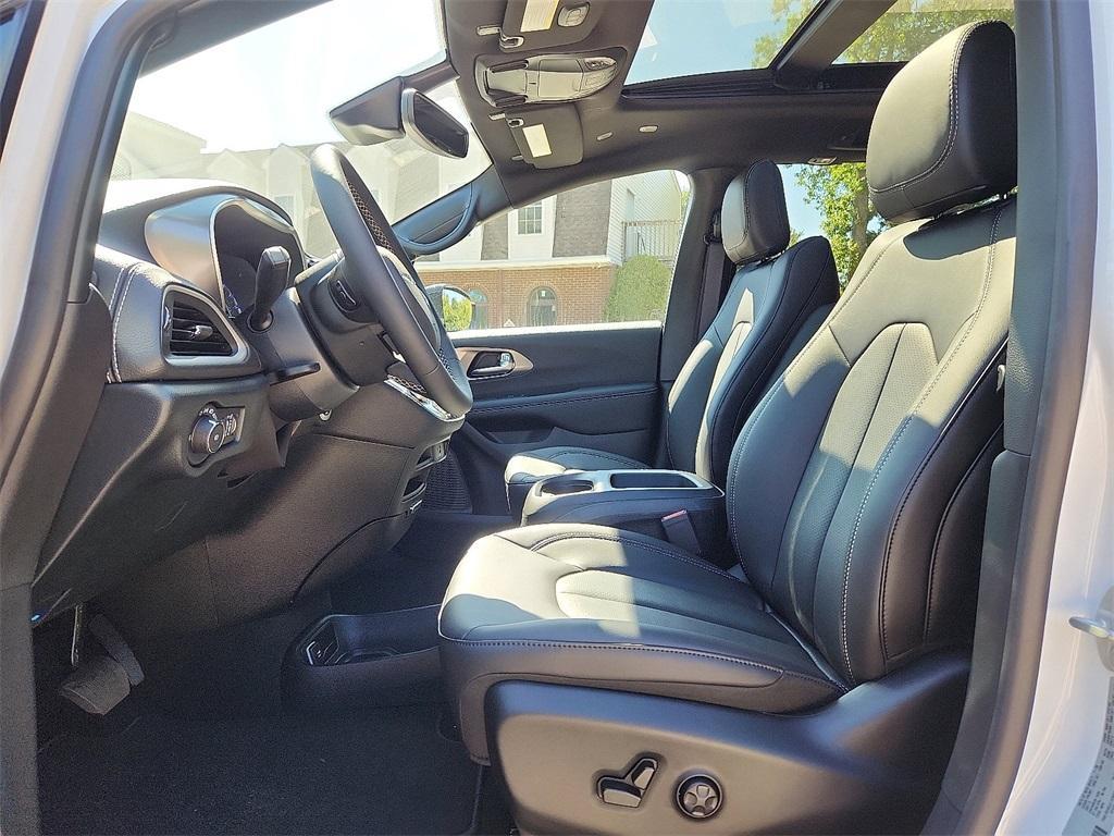 new 2026 Chrysler Pacifica car, priced at $48,505