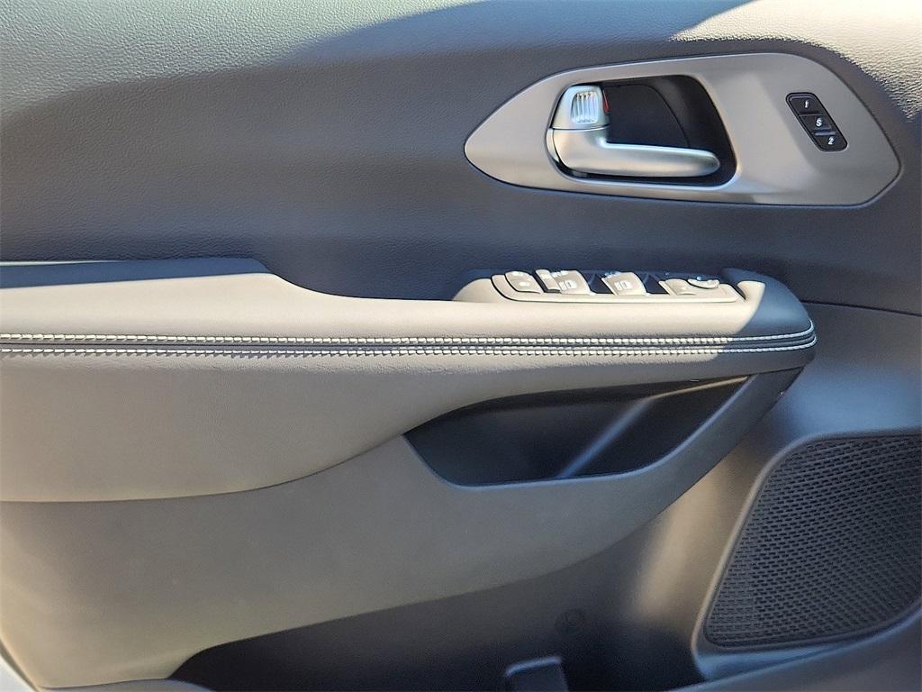 new 2026 Chrysler Pacifica car, priced at $48,505