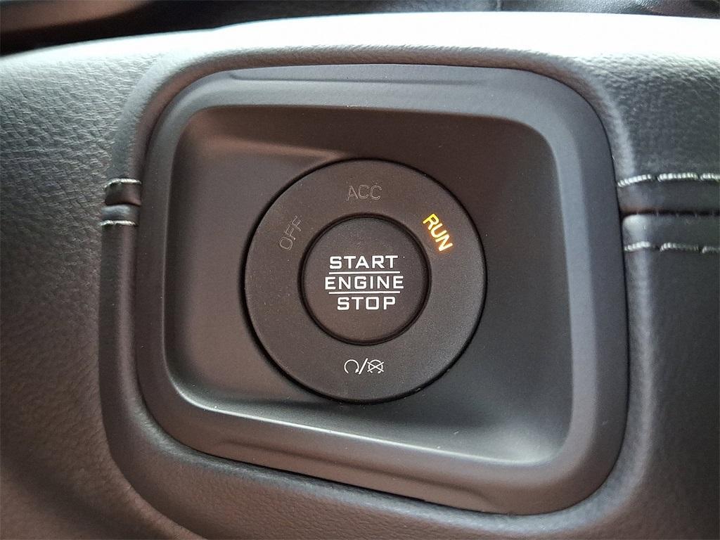 new 2025 Jeep Wrangler car, priced at $68,985