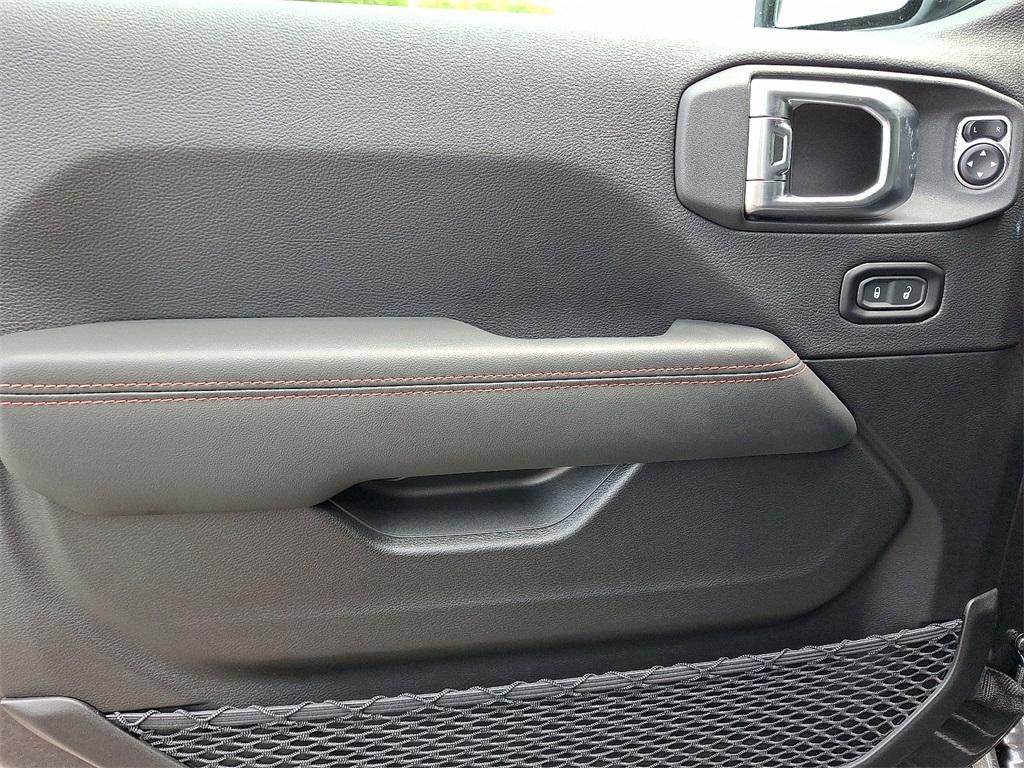 new 2025 Jeep Wrangler car, priced at $68,985