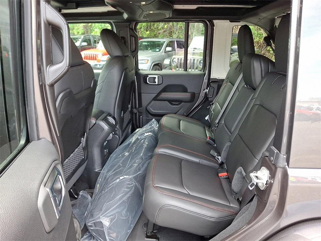 new 2025 Jeep Wrangler car, priced at $68,985