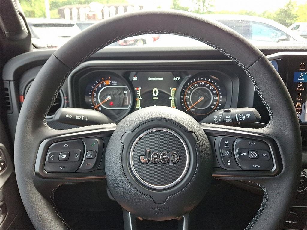 new 2025 Jeep Wrangler car, priced at $68,985