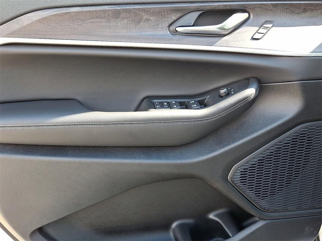 new 2025 Jeep Grand Cherokee car