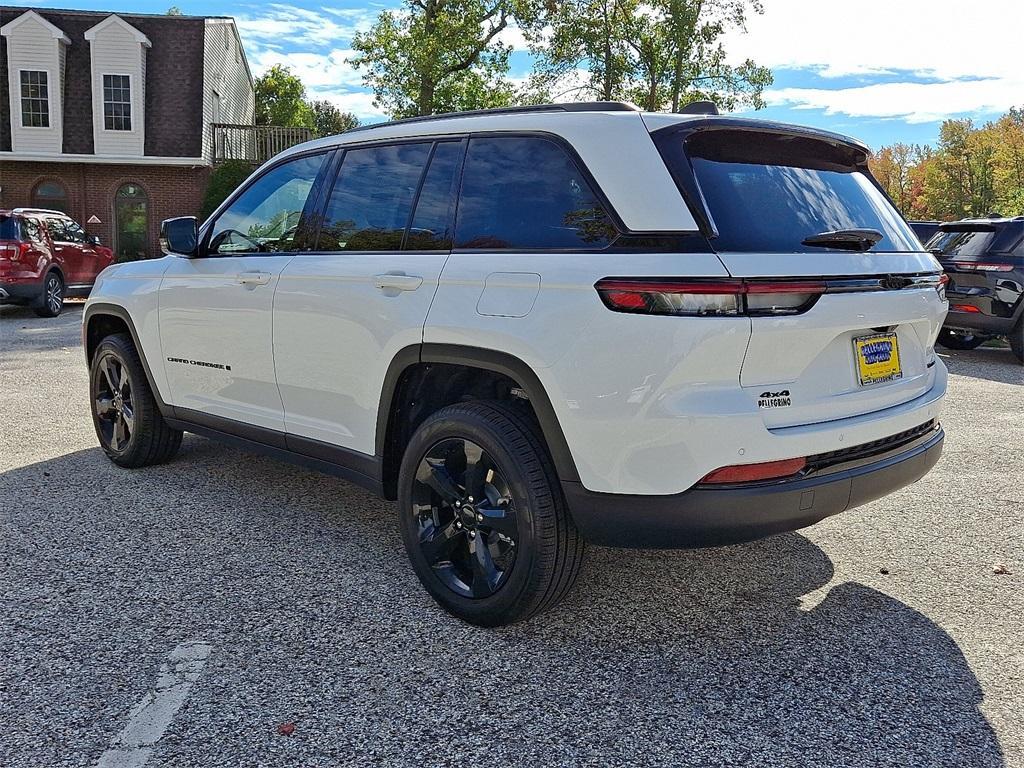 new 2025 Jeep Grand Cherokee car