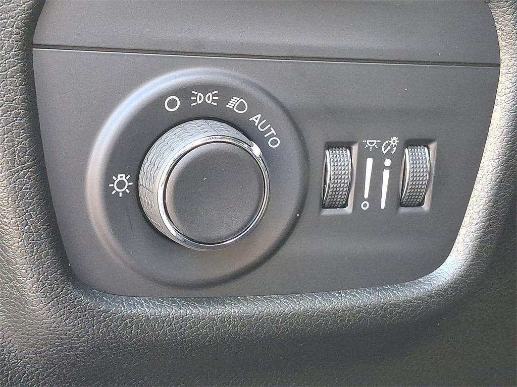 new 2025 Jeep Grand Cherokee L car, priced at $48,135