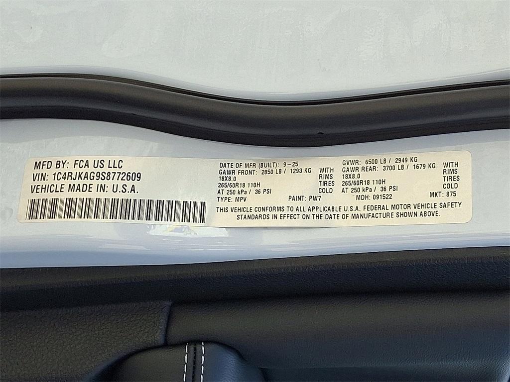 new 2025 Jeep Grand Cherokee L car, priced at $48,135