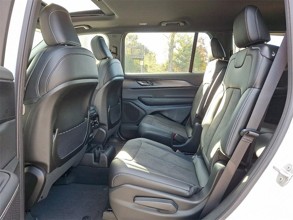 new 2025 Jeep Grand Cherokee L car, priced at $48,135