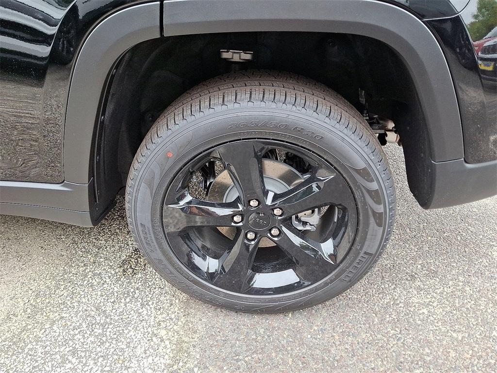 new 2025 Jeep Grand Cherokee car, priced at $52,735