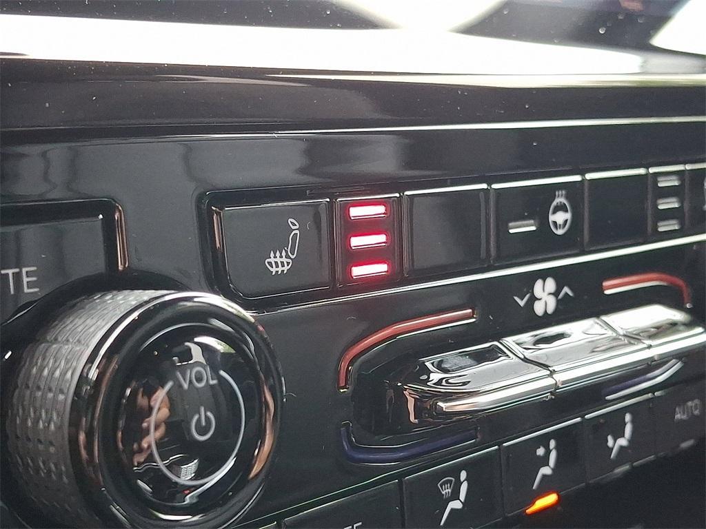 new 2025 Jeep Grand Cherokee car, priced at $52,735
