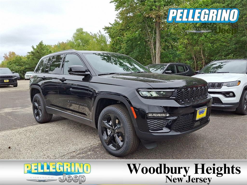 new 2025 Jeep Grand Cherokee car, priced at $52,235