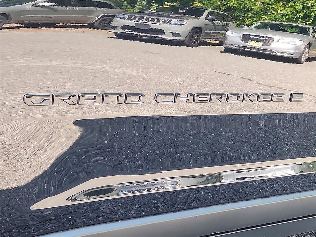 new 2025 Jeep Grand Cherokee car