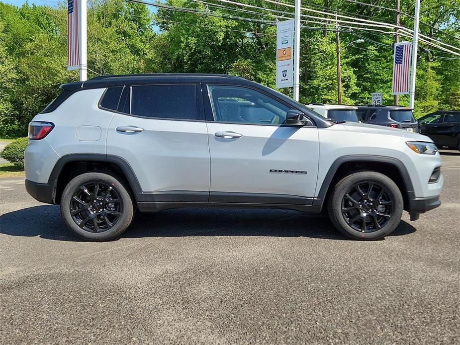 new 2024 Jeep Compass car, priced at $40,205