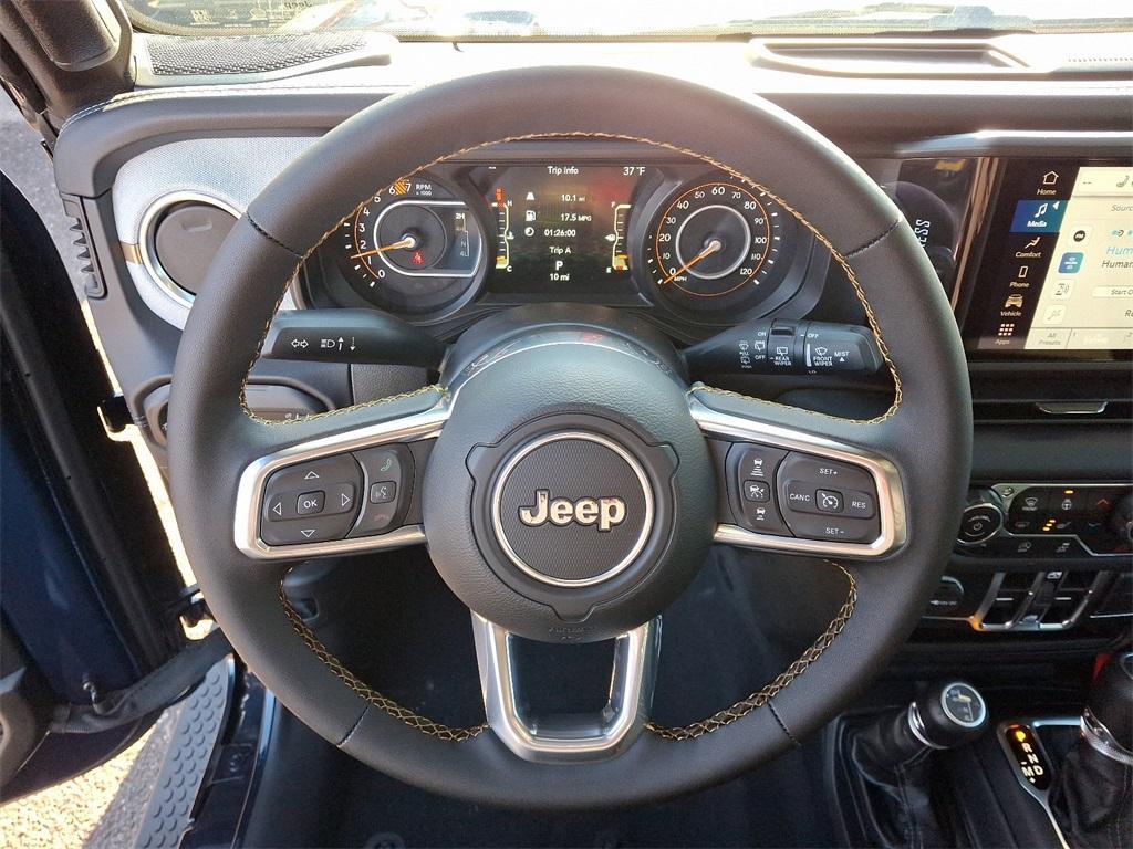 new 2025 Jeep Wrangler car, priced at $55,075