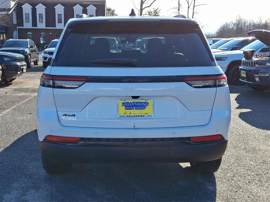 new 2025 Jeep Grand Cherokee car, priced at $46,930