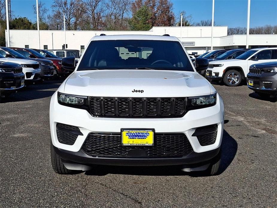 new 2025 Jeep Grand Cherokee car, priced at $46,930