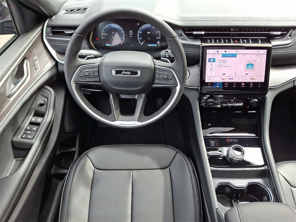 new 2025 Jeep Grand Cherokee car, priced at $50,010