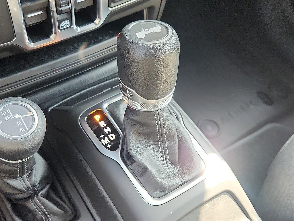 new 2025 Jeep Wrangler car, priced at $54,765