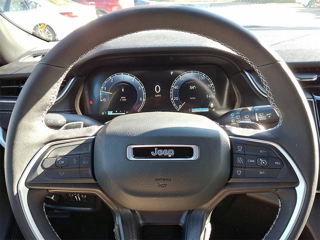 new 2025 Jeep Grand Cherokee L car, priced at $48,135