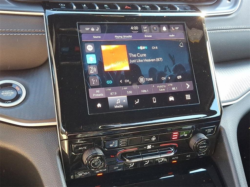 new 2025 Jeep Grand Cherokee L car, priced at $48,135