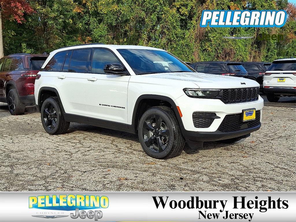 new 2025 Jeep Grand Cherokee car, priced at $47,780