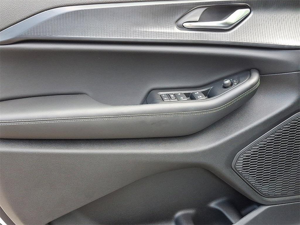 new 2025 Jeep Grand Cherokee car, priced at $47,780