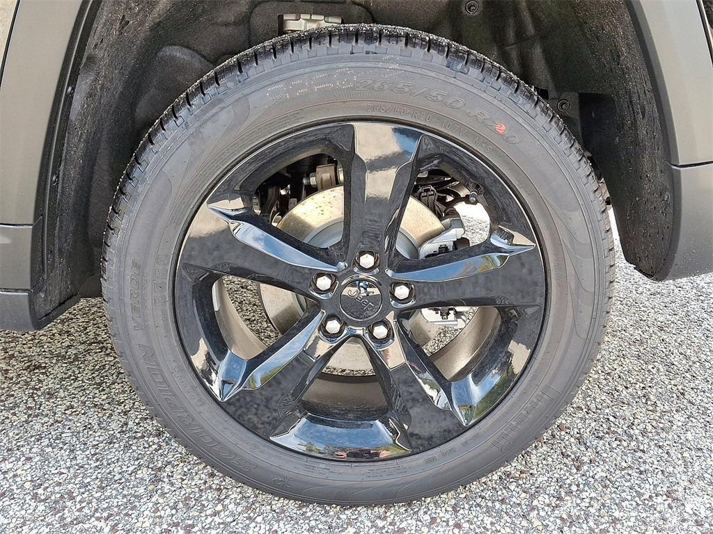 new 2025 Jeep Grand Cherokee car, priced at $52,735