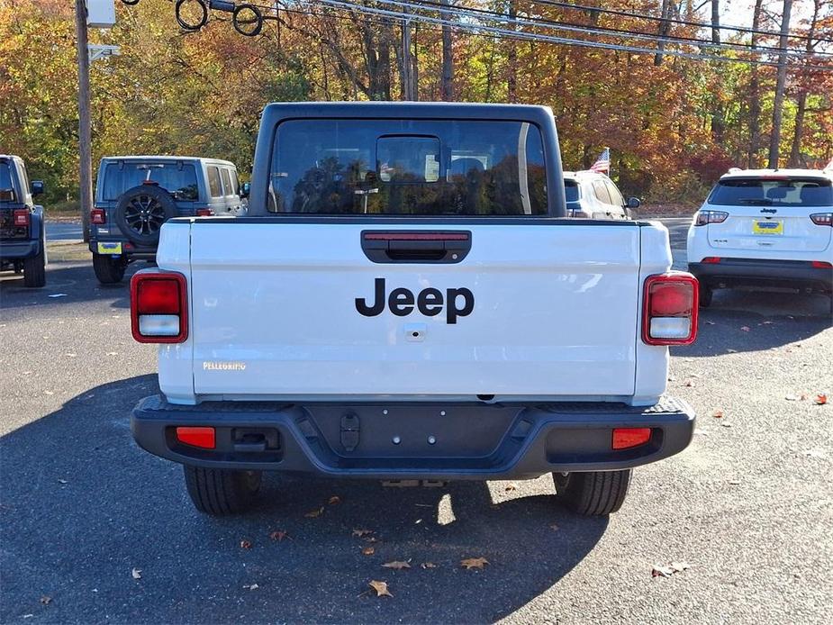 new 2024 Jeep Gladiator car, priced at $52,025