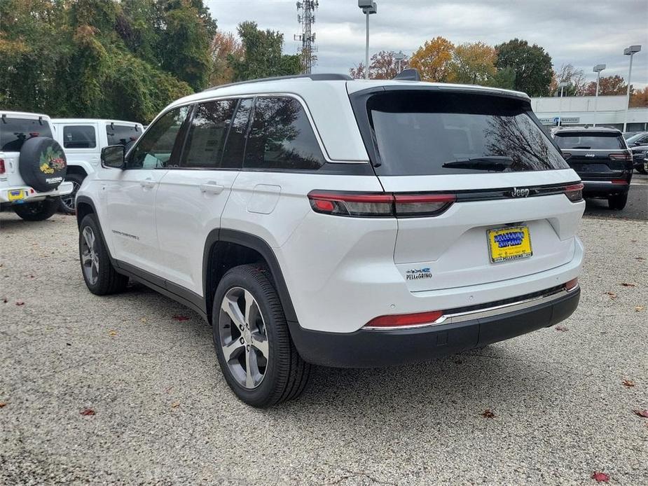 new 2024 Jeep Grand Cherokee 4xe car, priced at $62,001