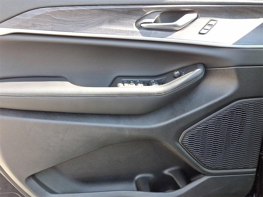 new 2025 Jeep Grand Cherokee car, priced at $55,660