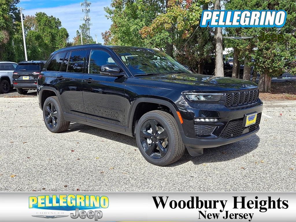 new 2025 Jeep Grand Cherokee car, priced at $55,660