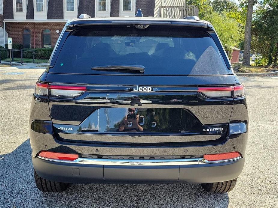 new 2025 Jeep Grand Cherokee car, priced at $56,355