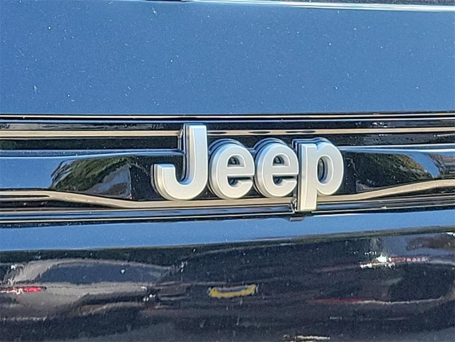 new 2025 Jeep Grand Cherokee car, priced at $56,355