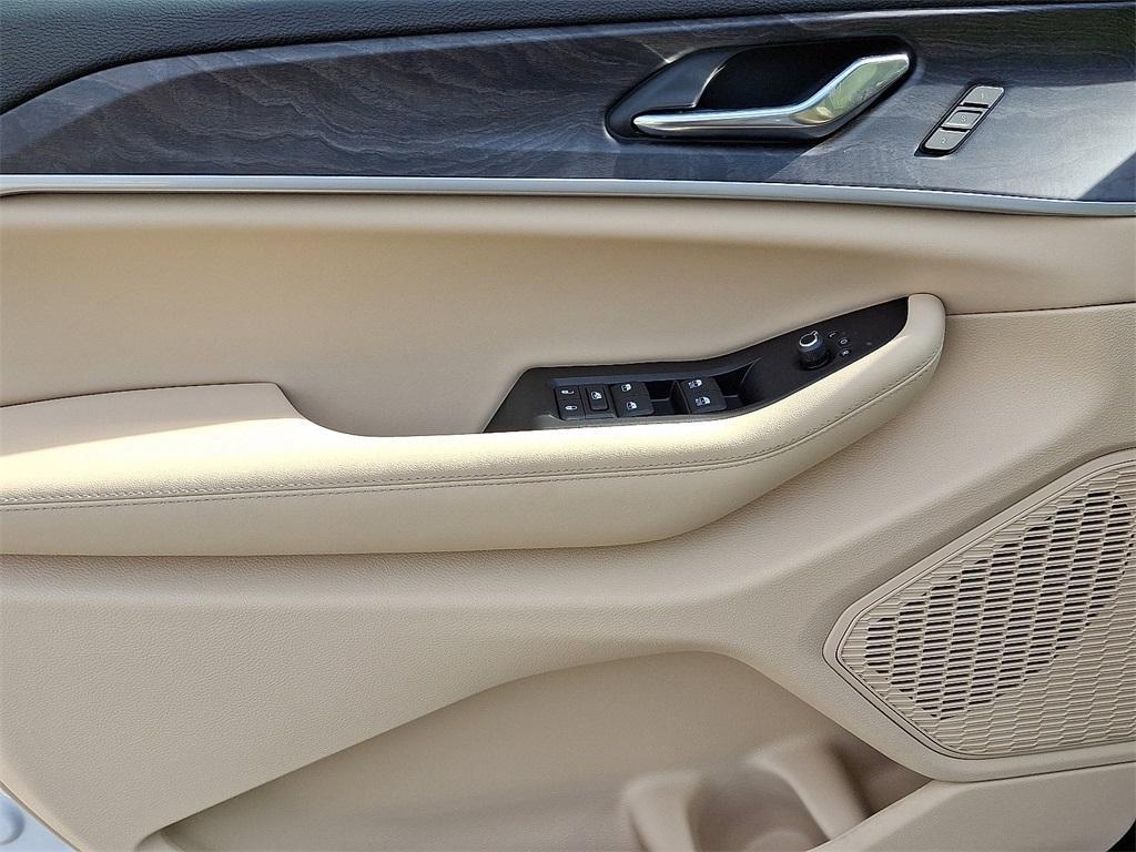 new 2025 Jeep Grand Cherokee car, priced at $52,140