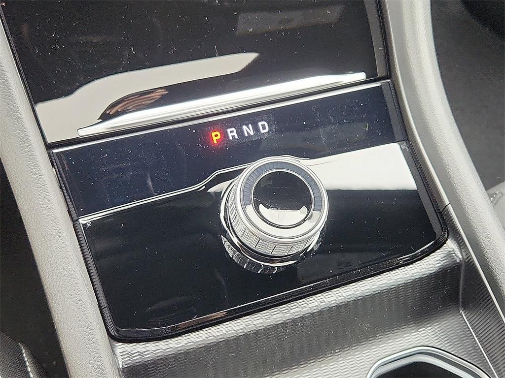 new 2025 Jeep Grand Cherokee car, priced at $43,575