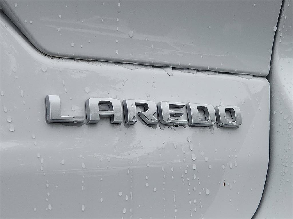 new 2025 Jeep Grand Cherokee car, priced at $43,575