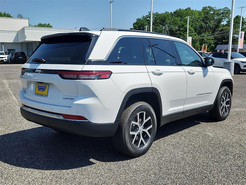 new 2025 Jeep Grand Cherokee car, priced at $49,415