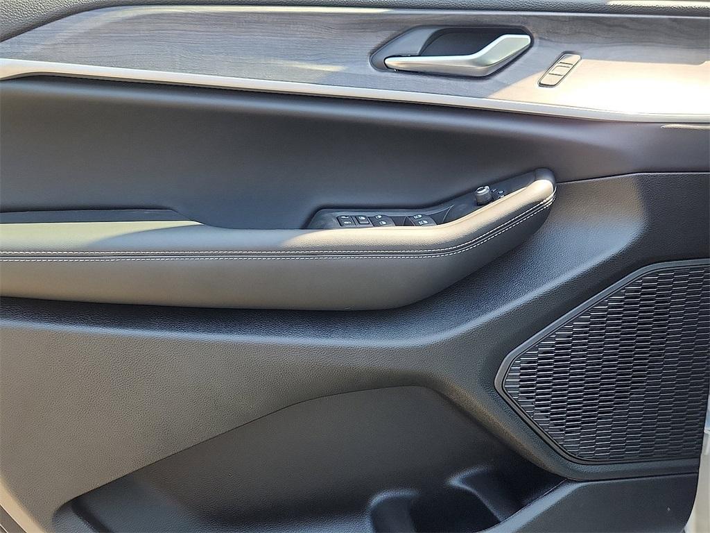 new 2025 Jeep Grand Cherokee car, priced at $49,415