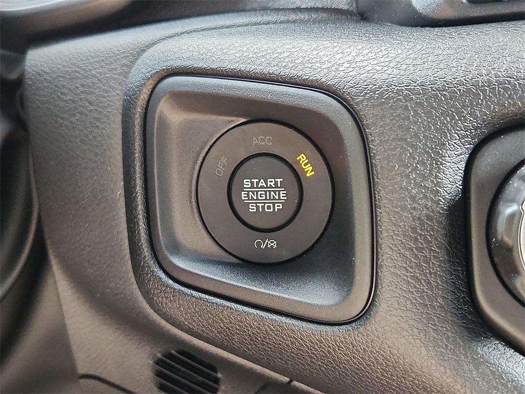 new 2025 Jeep Wrangler car, priced at $52,765