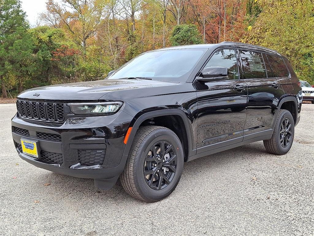 new 2025 Jeep Grand Cherokee L car, priced at $48,730