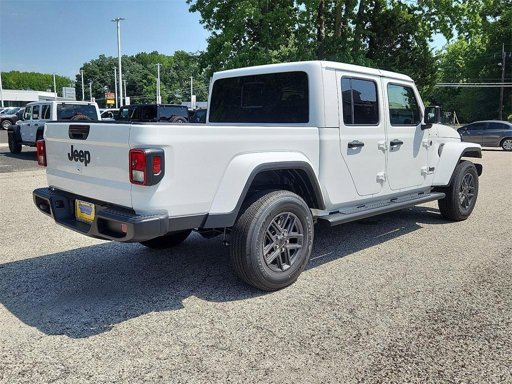 new 2025 Jeep Gladiator car, priced at $50,830