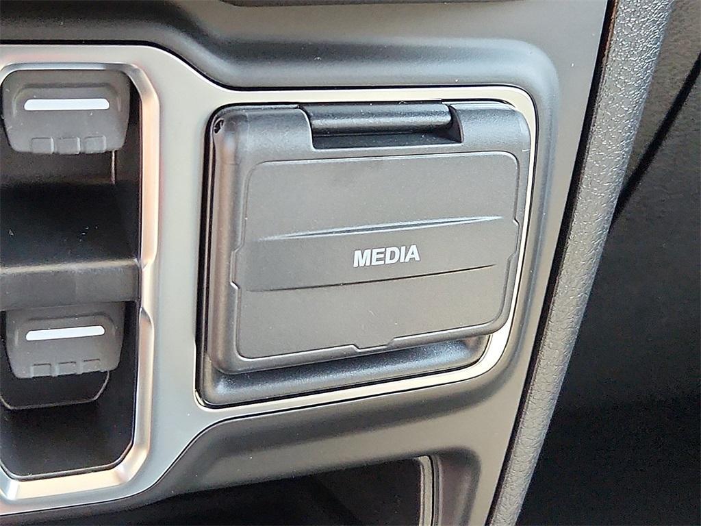 new 2025 Jeep Gladiator car, priced at $50,830