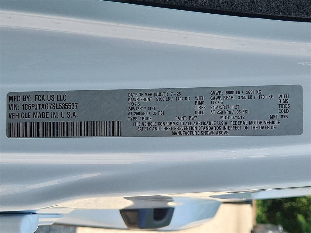 new 2025 Jeep Gladiator car, priced at $50,830