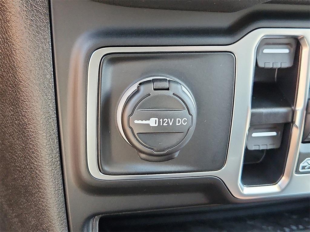 new 2025 Jeep Gladiator car, priced at $50,830