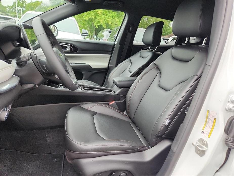 new 2024 Jeep Compass car, priced at $35,340