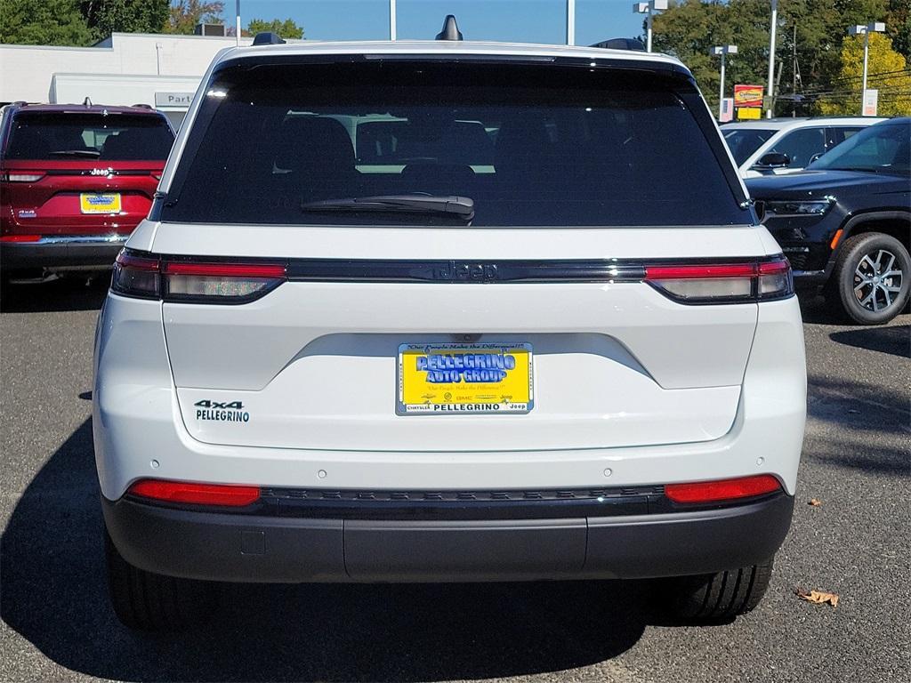 new 2025 Jeep Grand Cherokee car, priced at $47,580