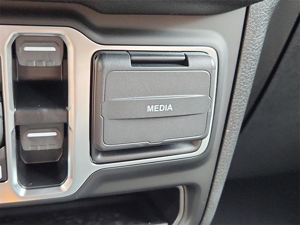 new 2025 Jeep Wrangler car, priced at $52,170