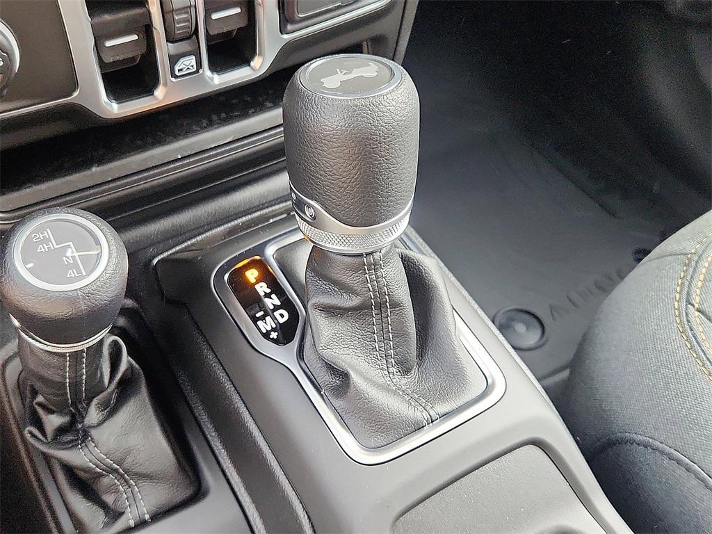 new 2025 Jeep Wrangler car, priced at $52,170