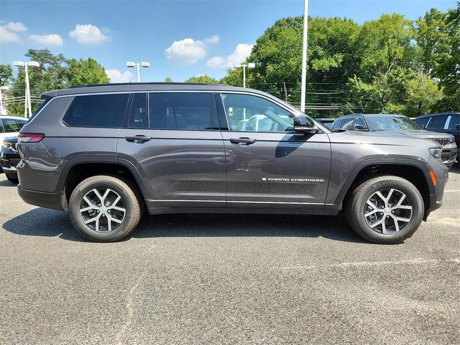 new 2024 Jeep Grand Cherokee L car, priced at $55,905