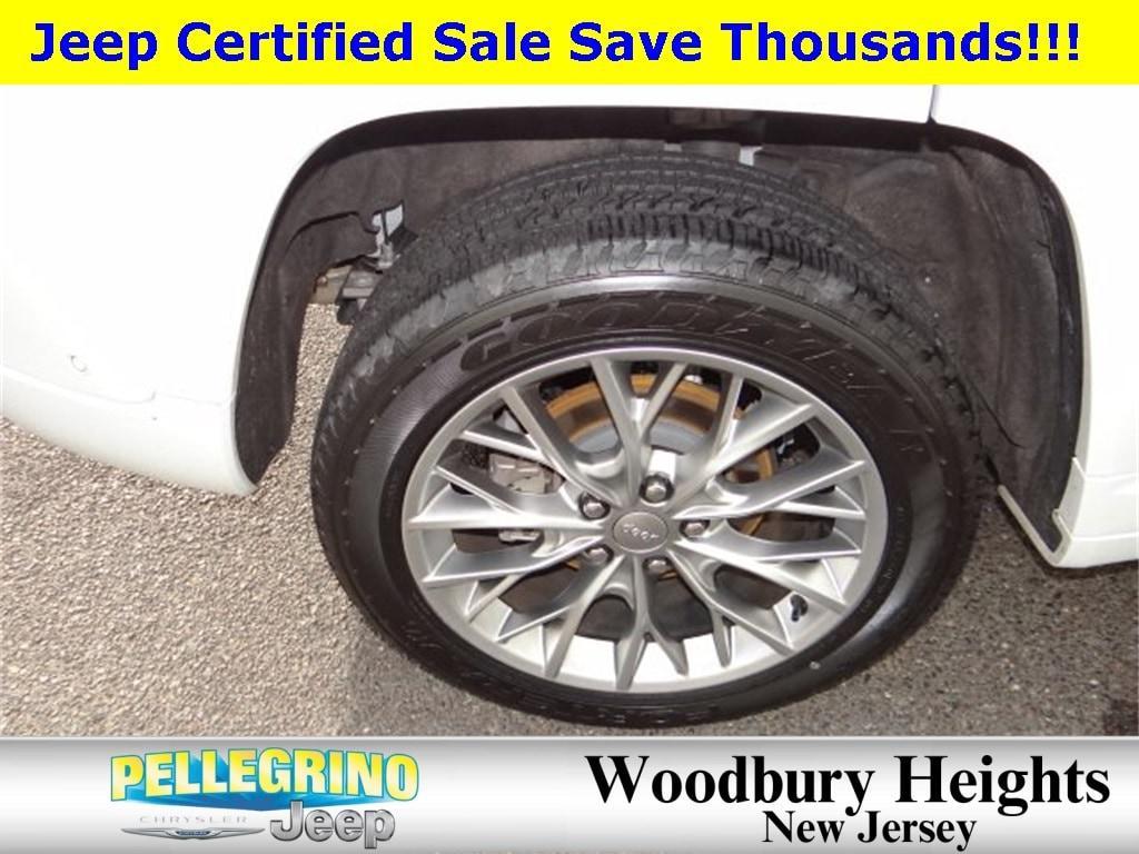used 2024 Jeep Grand Cherokee car, priced at $47,444