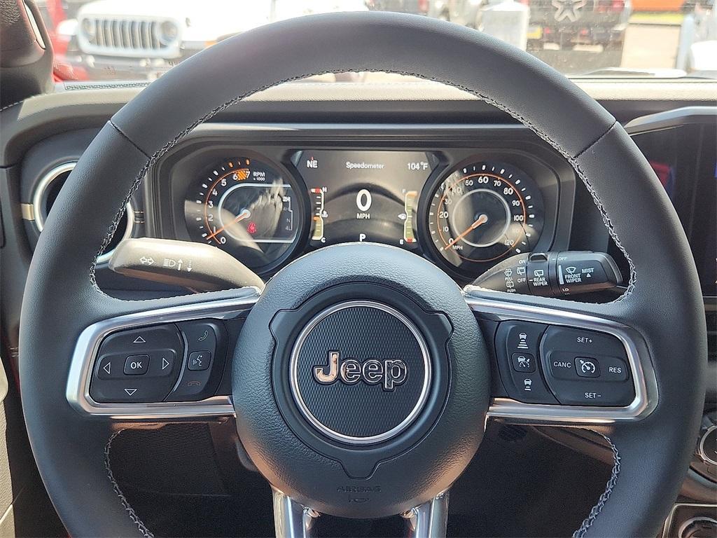 new 2025 Jeep Wrangler car, priced at $61,615